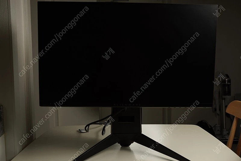 델 Dell Alienware AW2518H G싱크 240hz 모니터 이미지