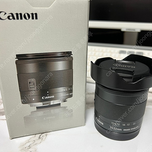 캐논 ef-m 11-22mm 렌즈 판매 합니다.