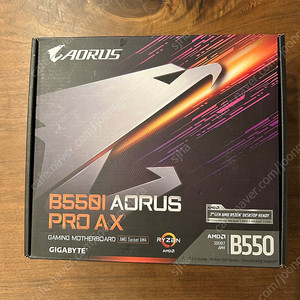 기가바이스 AORUS B550I ITX 메인보드 팝니다. 15만원