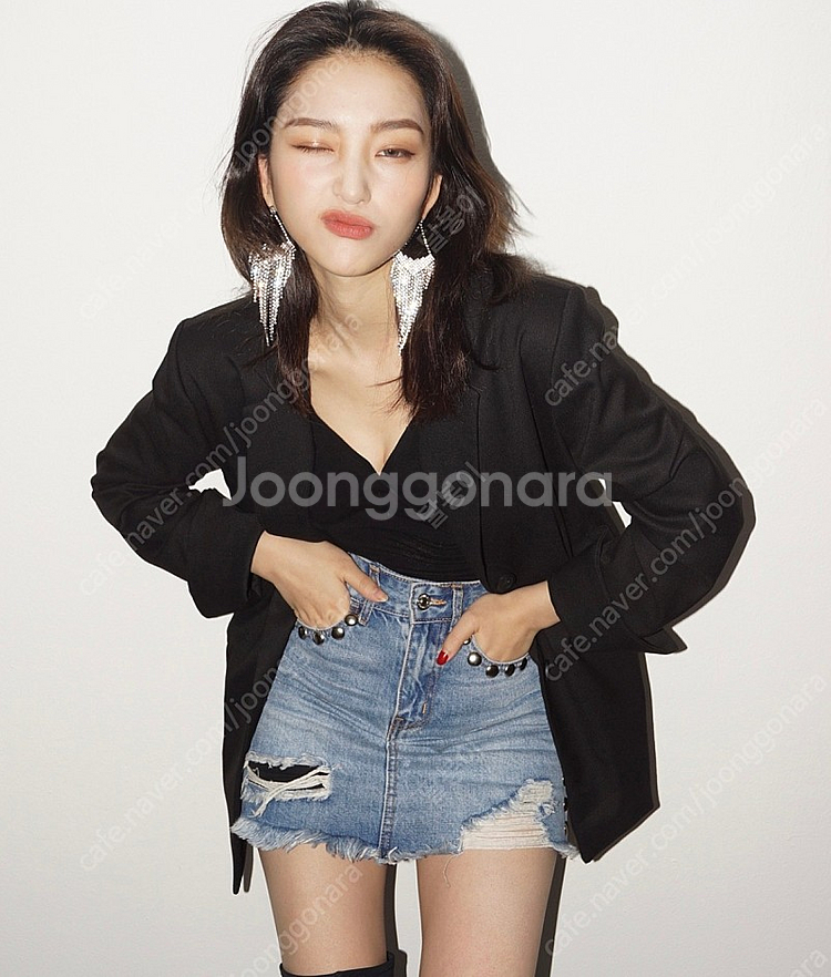 Dropinhere 드로핀히어 홍유경 블랙자켓--0