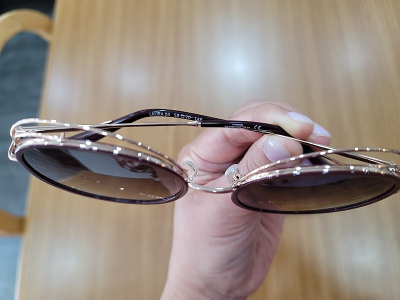 비비안 탐 썬글라스 로라03 이미지