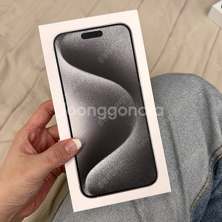 아이폰 15프로맥스 화이트 512 미개봉 정가판매--1