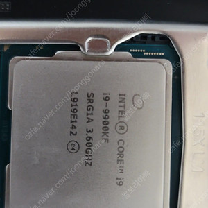 국내 정품 intel i9 9900kf cpu 팝니다.
