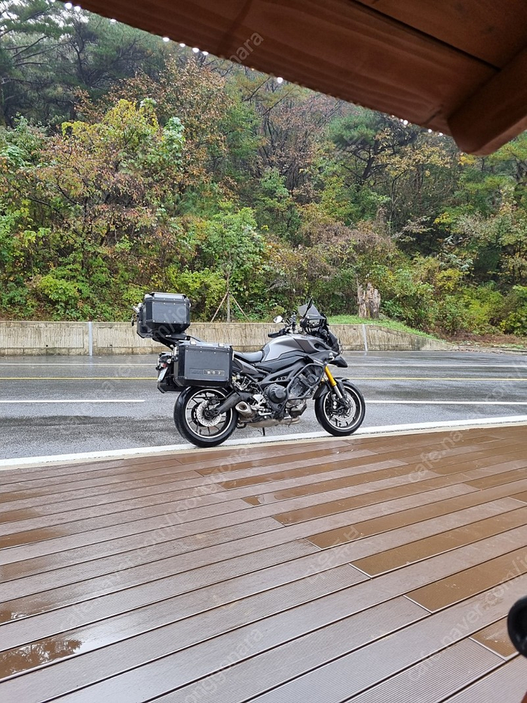 15년식 mt09 트레이서 기비 3박스 6만키로 팝니다 [650->580만원, 절충불가능] 이미지