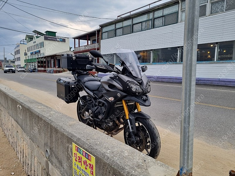 15년식 mt09 트레이서 기비 3박스 6만키로 팝니다 [650->580만원, 절충불가능] 이미지