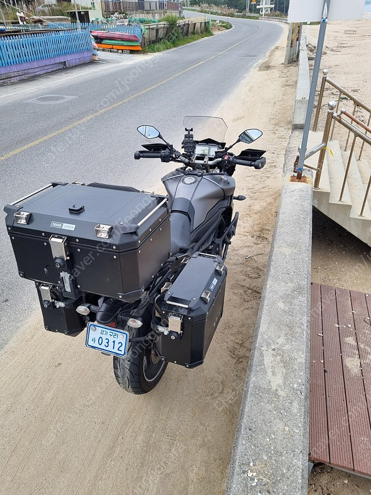 15년식 mt09 트레이서 기비 3박스 6만키로 팝니다 [650->580만원, 절충불가능] 이미지