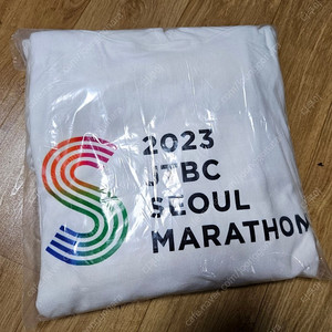 2023 JTBC마라톤 러너스 로브 미개봉 새상품 판매