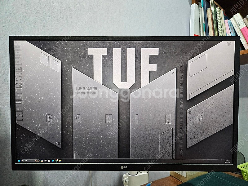 LG 4K UHD 27인치 모니터 27UL550 팝니다--0