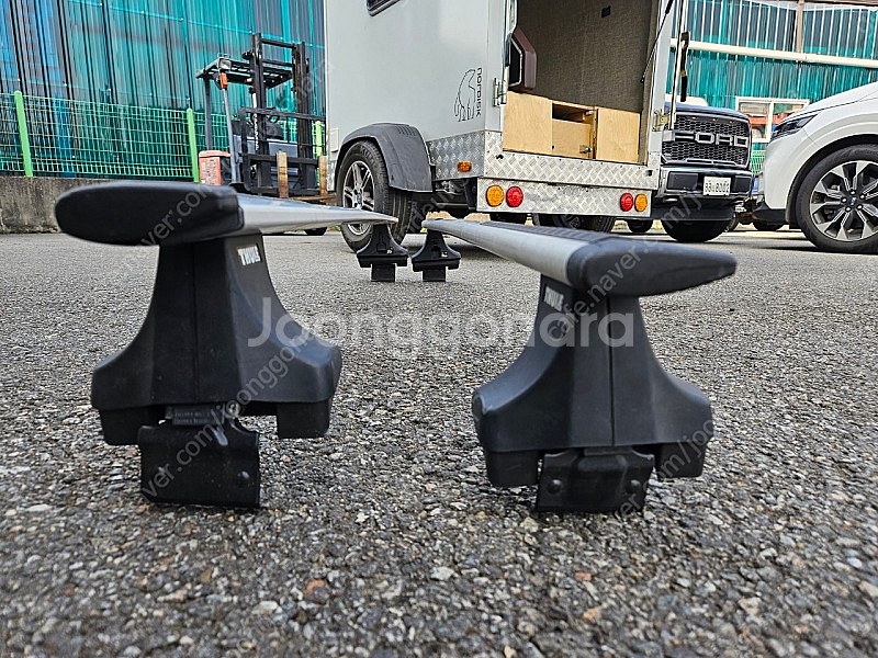 툴레 가로바 + 자전거캐리어 팝니다.--3