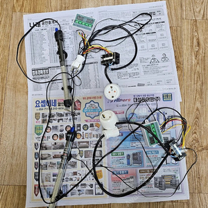 어항 자동온도조절기+히터 2세트 팝니다.
