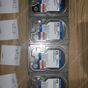 Western Digital WD BLUE 5640/128M 8TB 웬디 8테라 정품 4개 44만원에 판매 합니다.