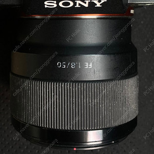 sony fe mount 렌즈 sel50f18f 50mm f1.8 팝니다. (후드 X, 박스 X, 전면 캡, 후면 캡, UV Filter)