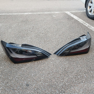 제네시스 쿠페 프로스펙스 후미등