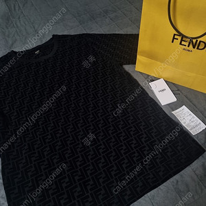 [Fendi]펜디 블랙 피케 티셔츠