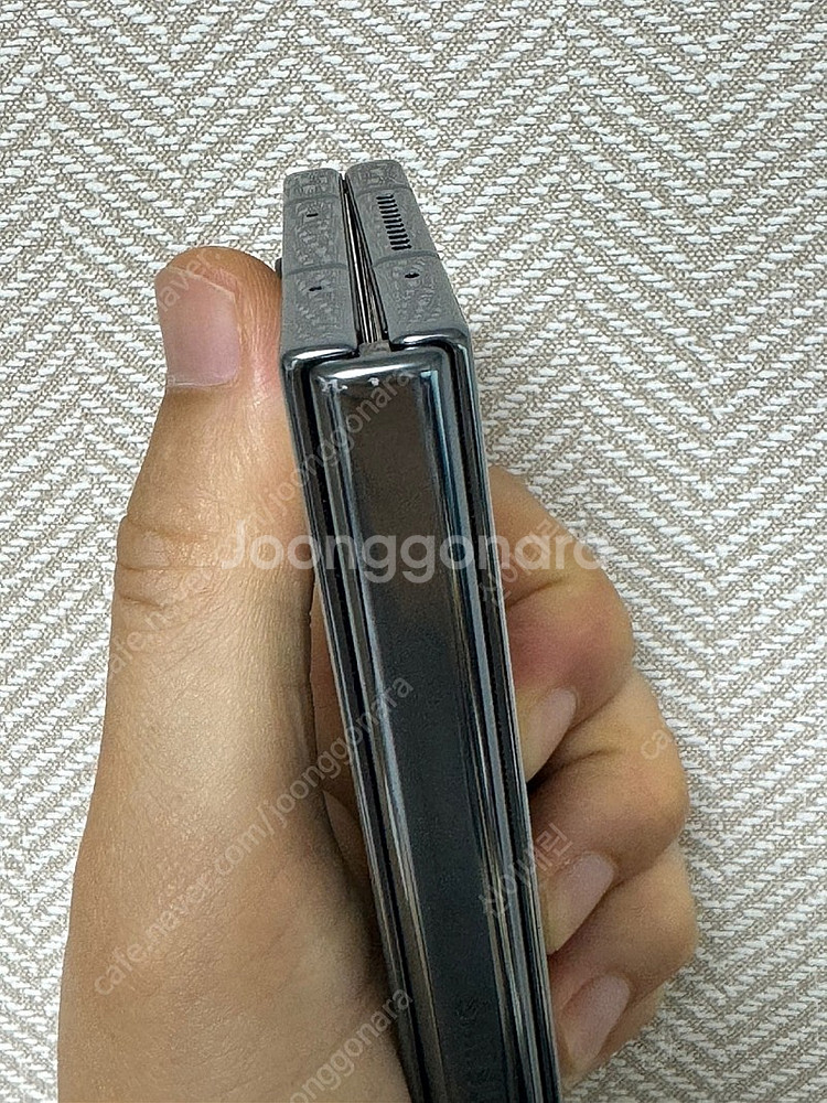 갤럭시 폴드4 512--4