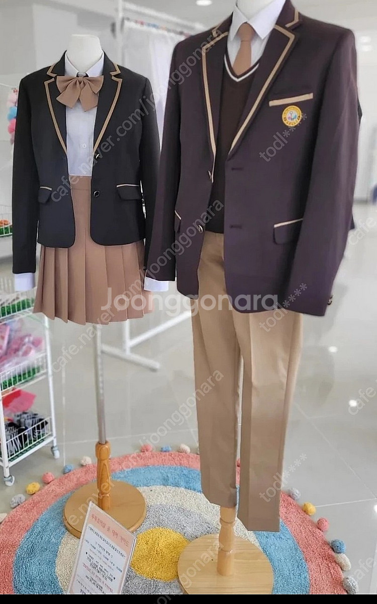 교복판매 여성복 남성복 옷--0