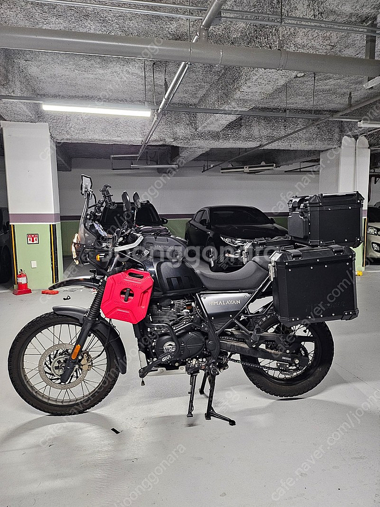 로알엔필드히말라얀(22년식)--0