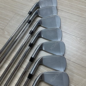 PXG GEN4 (P) 4-W 7아이언 판매합니다