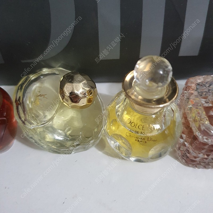 향수 미니어쳐 7개 이미지