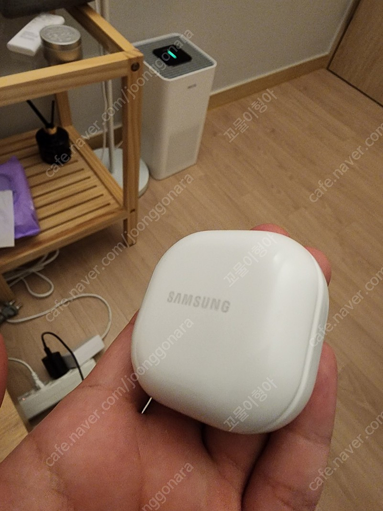 버즈2 본체,왼쪽 팝니다--1