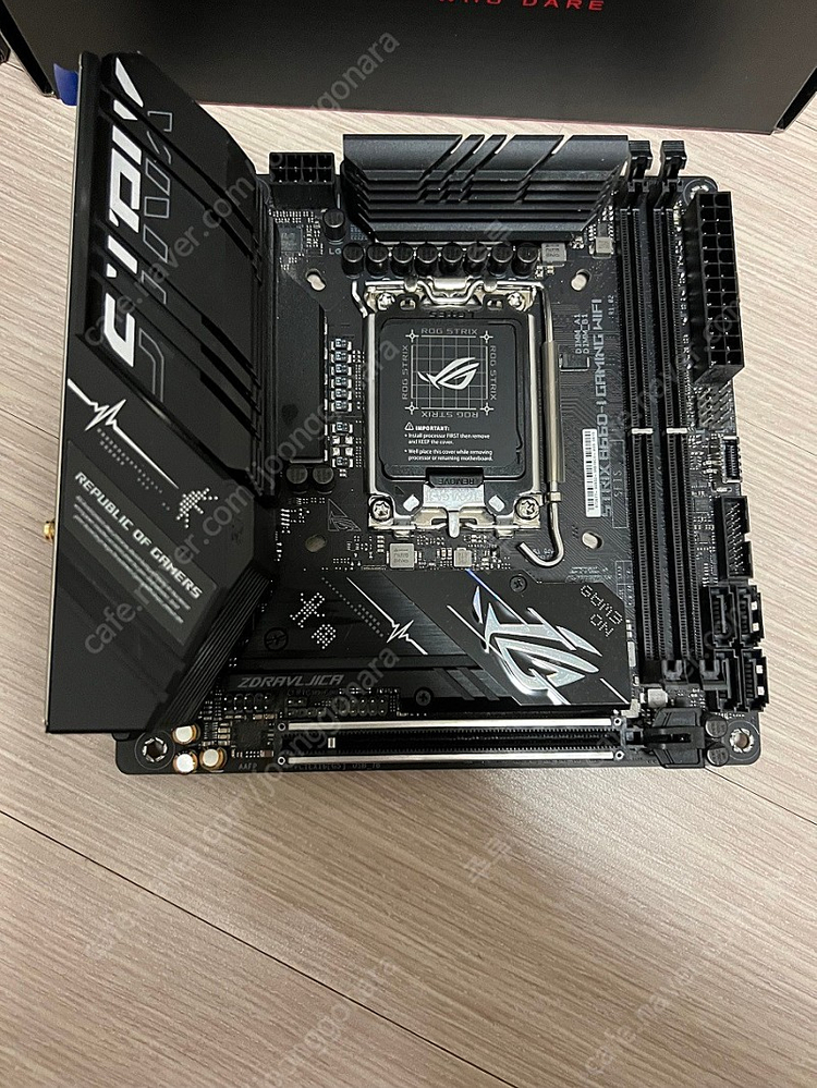 asus b660-i strix 메인보드--3