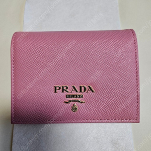 [새상품] PRADA 프라다 핑크 반지갑