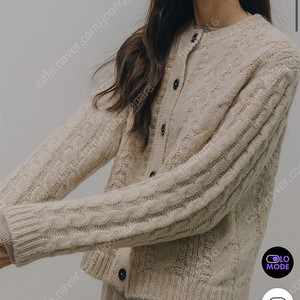 리플레인 케이블 가디건 Replain Ecru Alpaca Blend Cable Cardigan