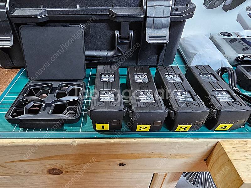 DJI 매빅3 프로 + RC PRO조종기 판매합니다--1