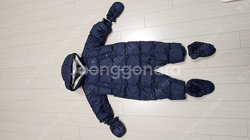 버버리우주복패딩팝니다--0