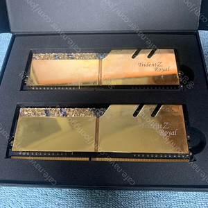 G.SKILL DDR4-4000 CL15 TRIDENT Z ROYAL 골드 16GB(8Gx2) 서린정품 (13판매)