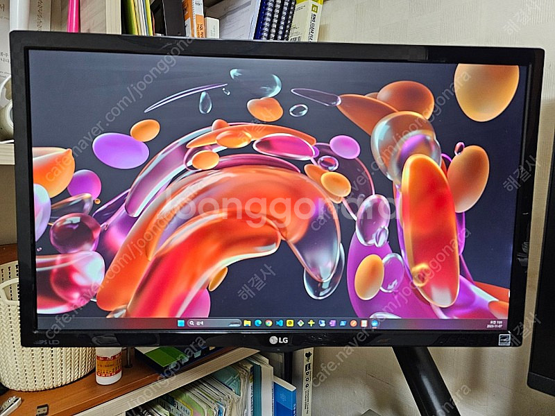 lg 23인치 lcd 모니터--0