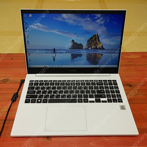 삼성노트북 NT350XCR-A78MW i7-10510U / 8GB / 256GB / Windows 10 Home