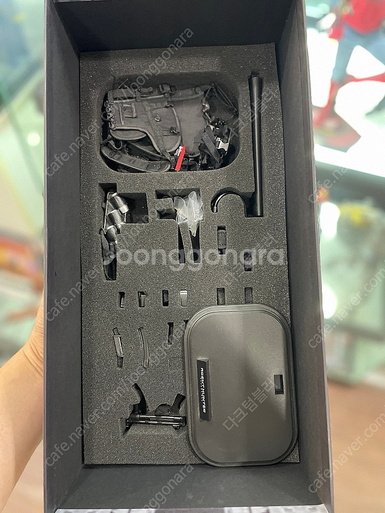 플레이토이 힛걸 , 이병헌 커스텀 피규어 팝니다.--3