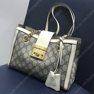 구찌 패들락 숄더백 스몰 신형 가방 급처!