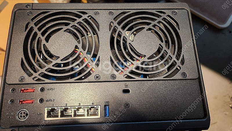 시놀리지 ds1520+ 시게이트 3TB 5개 70만원--4