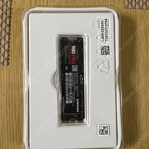 삼성전자 980 PRO M.2 SSD (1TB) 팝니다.