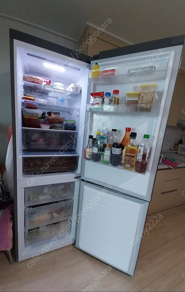 LG 냉장고 2 도어 에너지효율 1등급 이미지