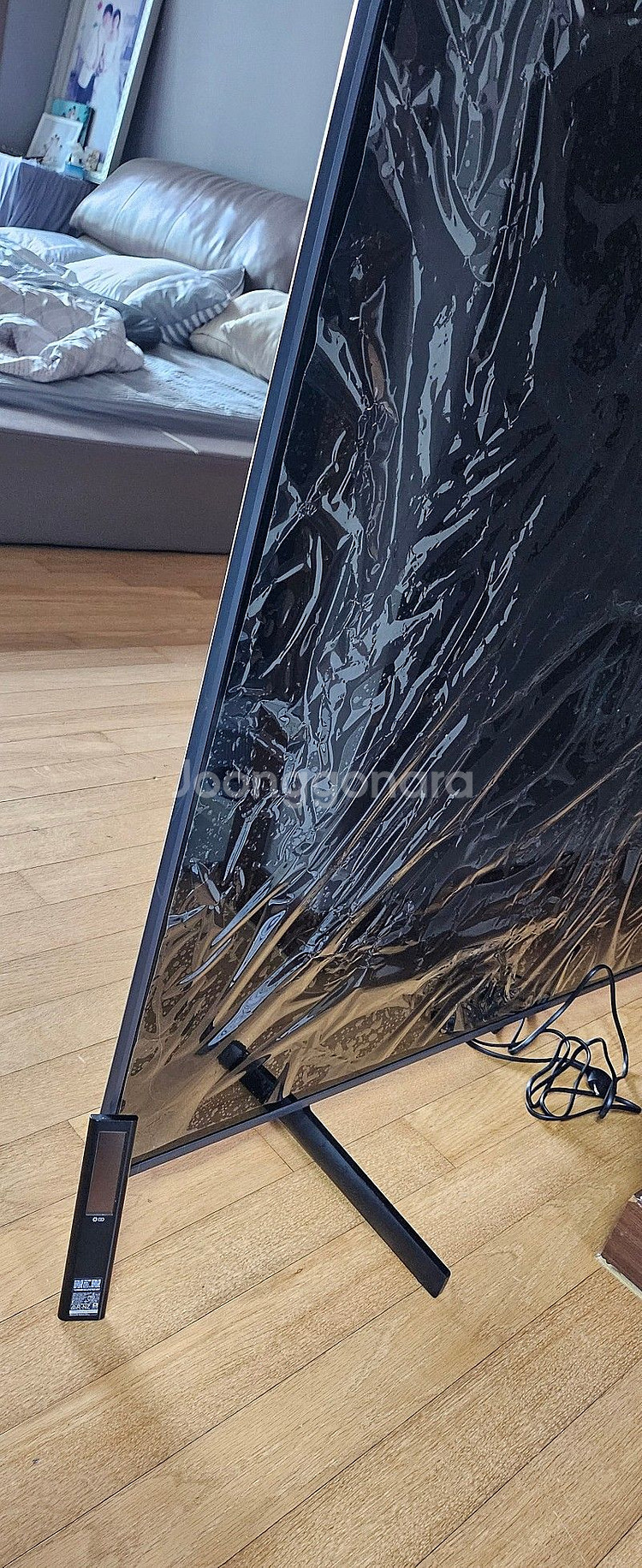 삼성 qled85인치tv(스탠드) 23년6월구매 팝니다--0