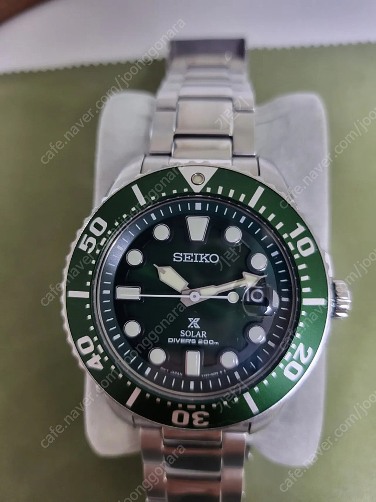 세이코 솔라 다이버 헐크 이미지