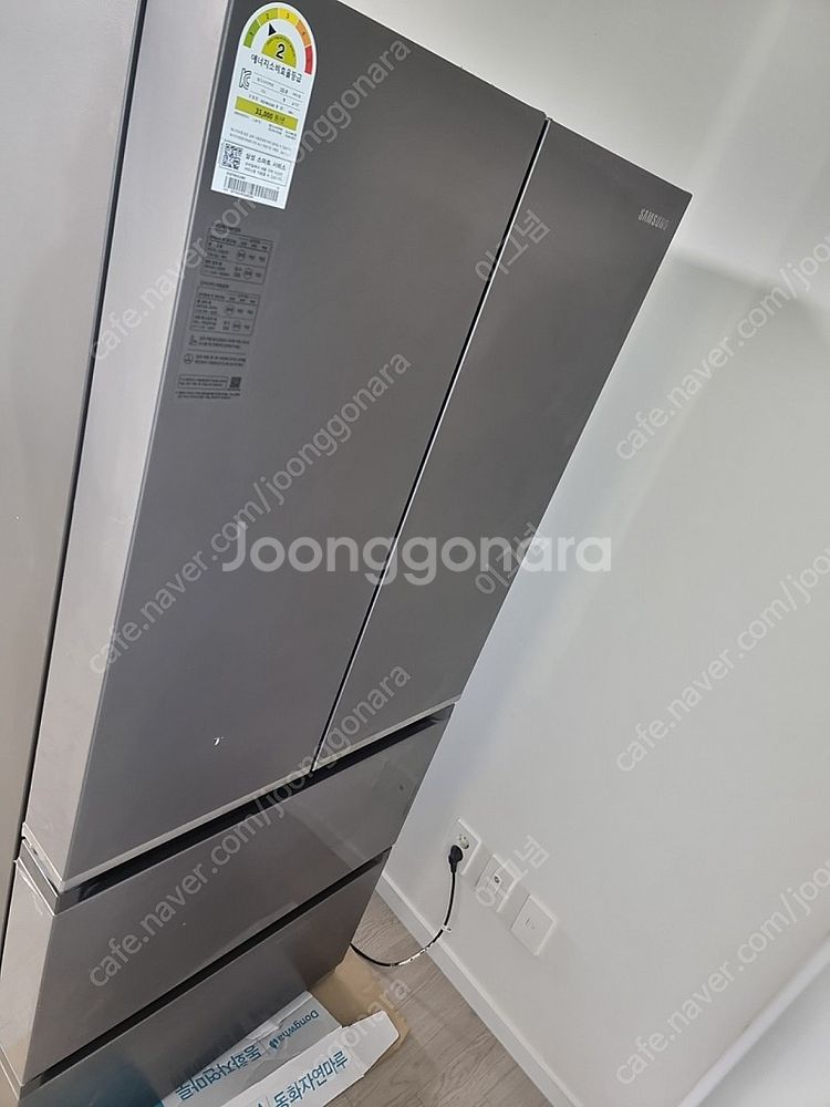 삼성 김치냉장고 18년5월제조--1