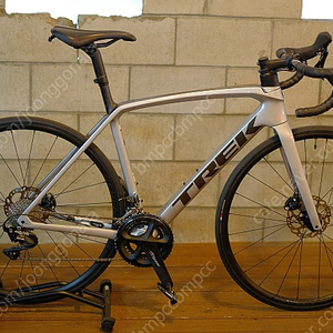 트렉 에몬다 SL5 로드 자전거 22년 3월 구매, 주행 적음