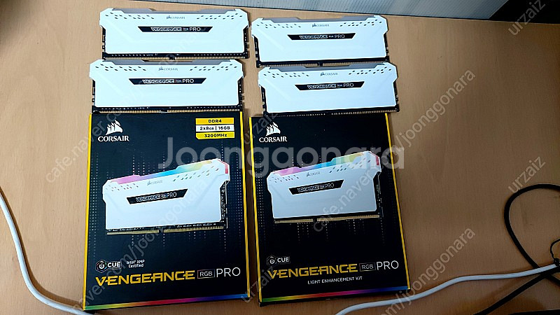 DDR4 커세어 벤젠스 RGB PRO (8G, 더미 각...--1
