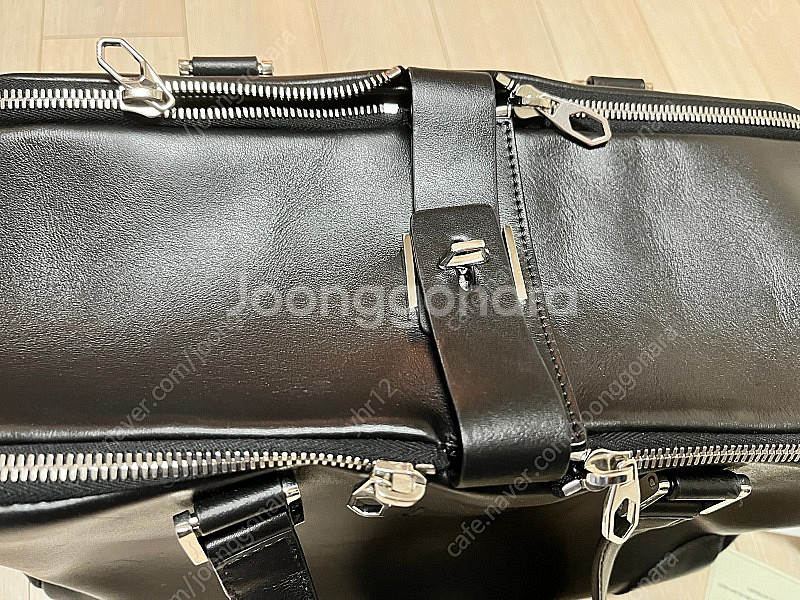 1회 사용 골든구스 보스턴백--1