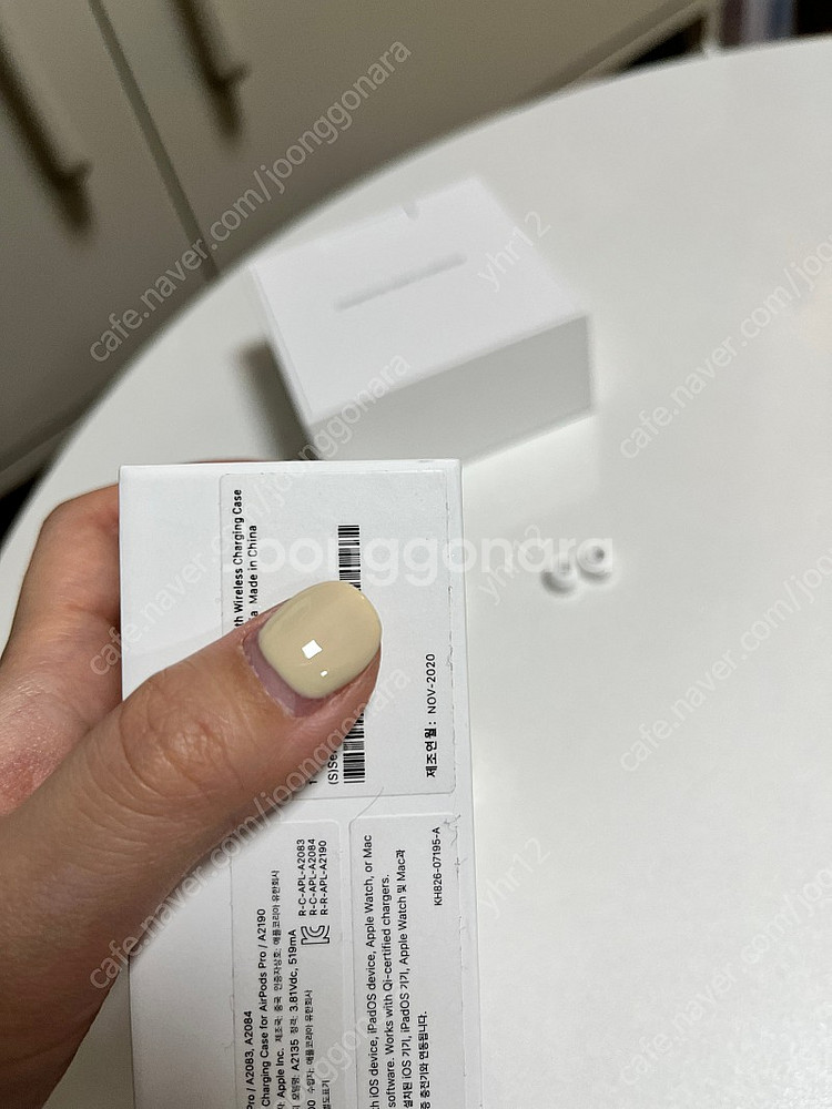 에어팟프로 1세대--2