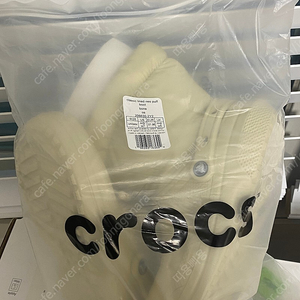 크록스 네오퍼프 본 M5W7