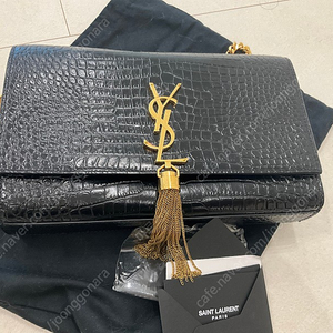 [생로랑] 블랙 크로커다일 크로스바디 백 (ysl saint laurent crossbody bag)