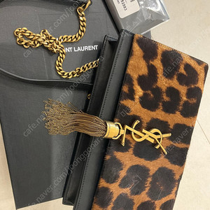 [생로랑] 레오파드 크로스바디 미니 백 (ysl saint laurent leopard crossbody mini bag)