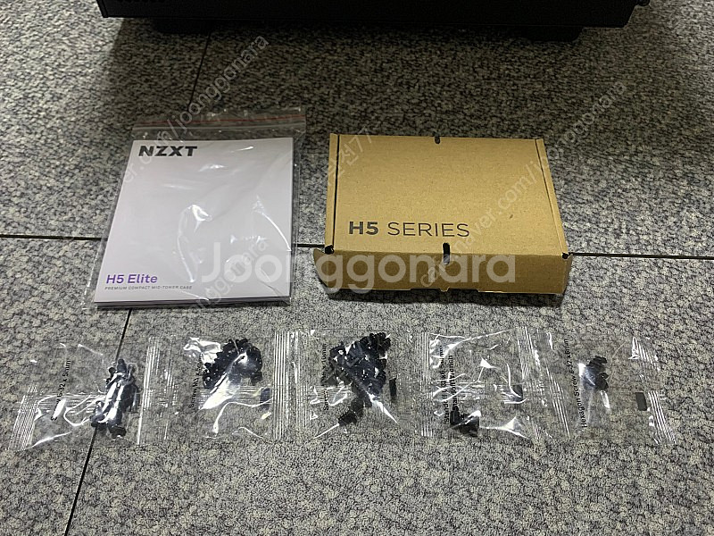 NZXT H5 Elite 케이스 팝니다.--3