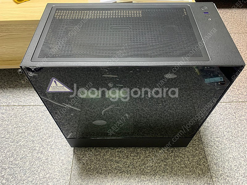 NZXT H5 Elite 케이스 팝니다.--4