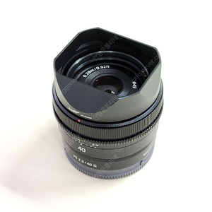 소니 40mm 2.5 G 렌즈